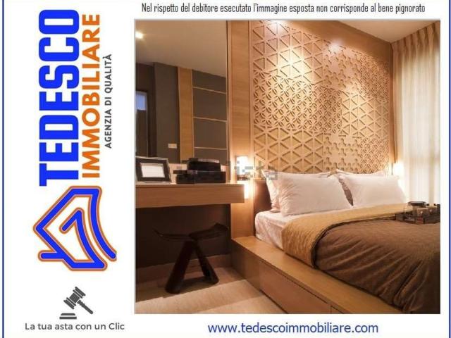 Appartamento in vendita di 246 m² in Via Incoronata