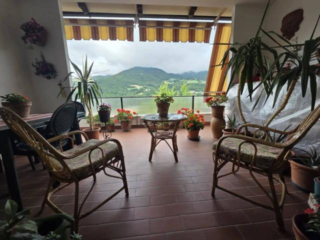 Appartamento in vendita di 246 m² in Via Poggigrilli