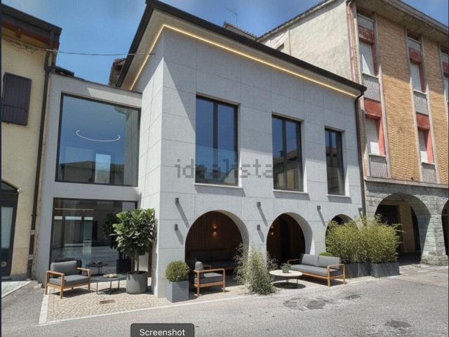 Appartamento in vendita di 246 m² in Via XX Settembre, 71