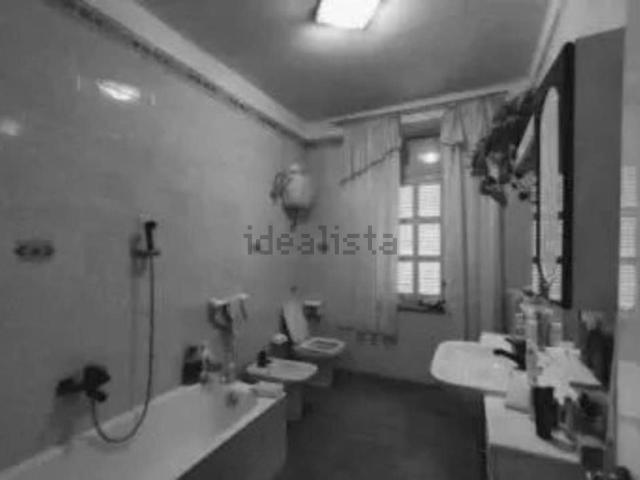 Appartamento in vendita di 247 m² in Via Guglielmo Marconi, 110