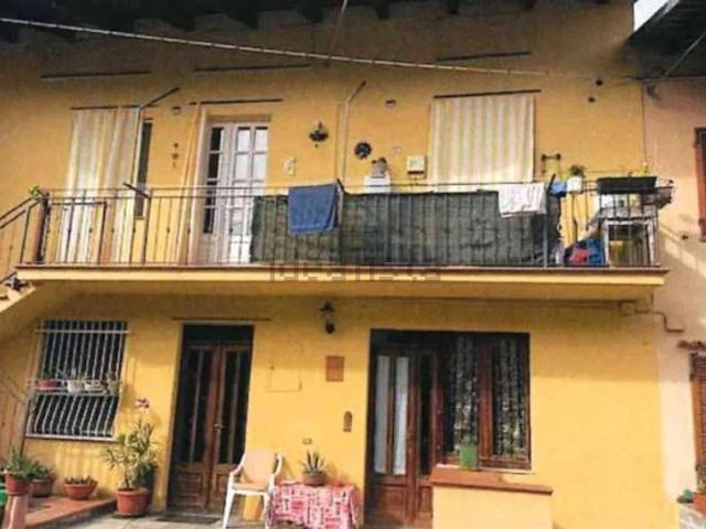 Appartamento in vendita di 247 m² in Via Dorzano, 8