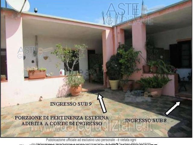 Appartamento in vendita di 248 m² in Via Caduti sul Lavoro, 11