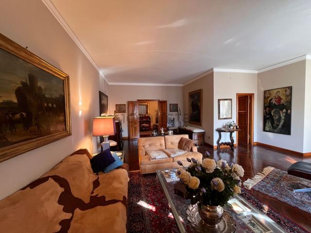 Appartamento in vendita di 250 m²