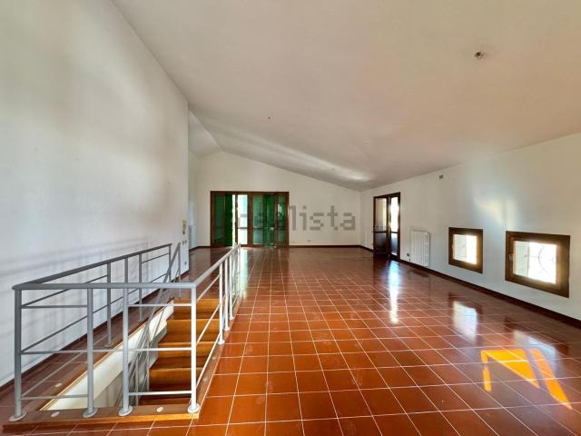 Appartamento in vendita di 250 m²