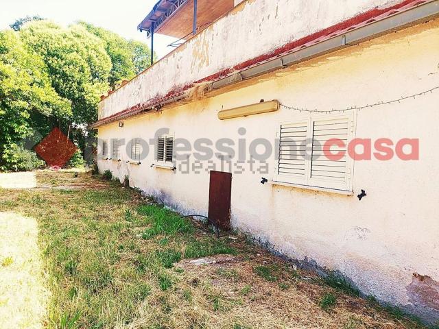 Appartamento in vendita di 250 m² in Via Caira