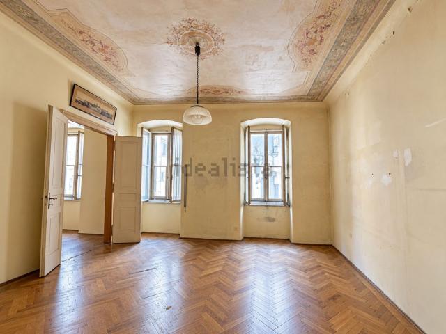 Appartamento in vendita di 250 m² in Via Cecilia de Rittmeyer, 14
