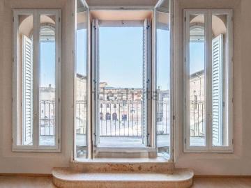 Appartamento in vendita di 250 m² in Via Clavature, 1