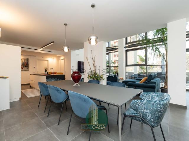 Appartamento in vendita di 250 m² in Via Antonio Pacinotti, 5