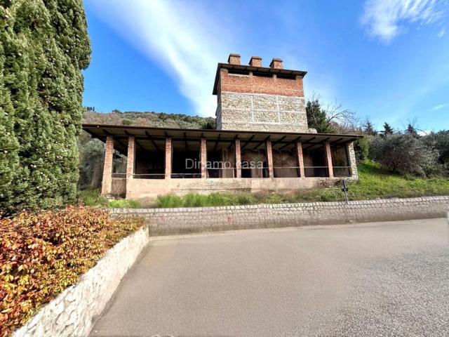Appartamento in vendita di 250 m² in Via Baccio Bandinelli
