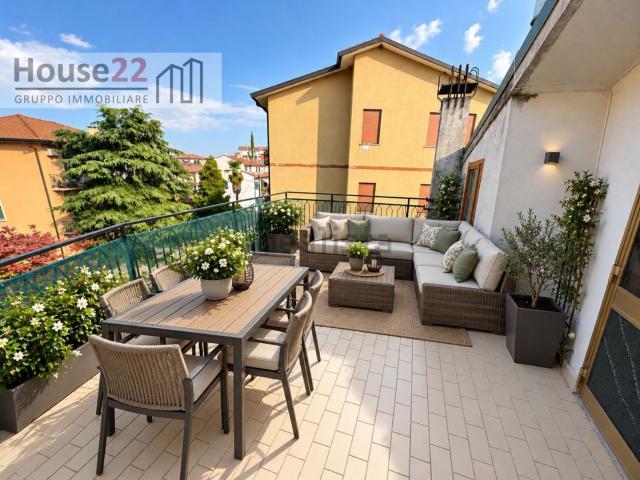 Appartamento in vendita di 250 m² in Via Giuseppe Gagliardotti, 19