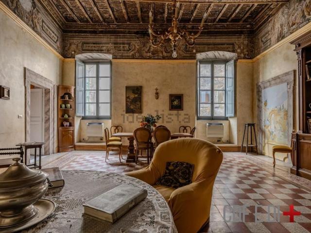 Appartamento in vendita di 250 m² in Via Gioberti