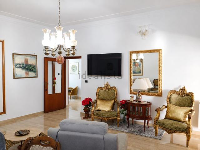 Appartamento in vendita di 250 m² in Via Guglielmo Marconi, 7