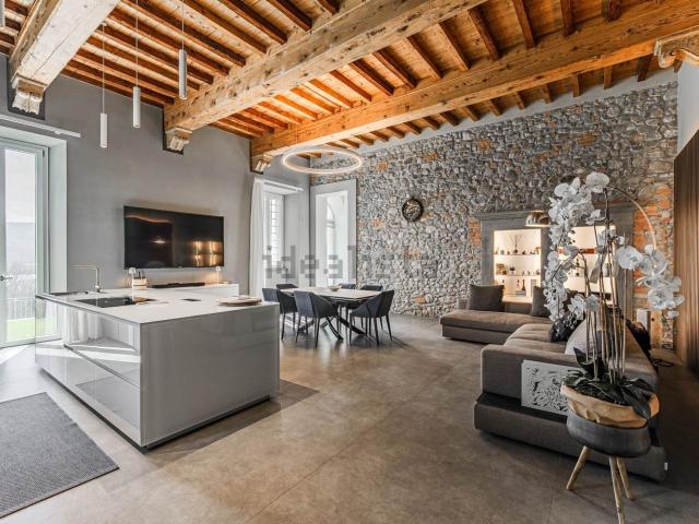 Appartamento in vendita di 250 m² in Via del Turlaccio, 15