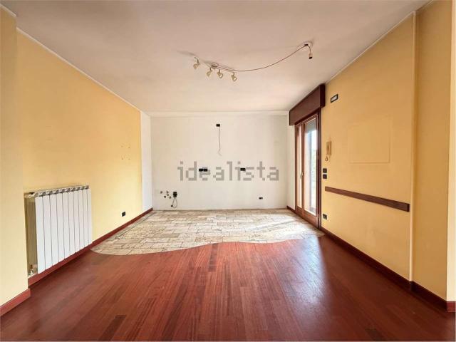 Appartamento in vendita di 250 m² in Via Monte Pasubio