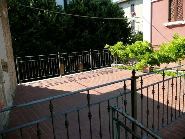 Appartamento in vendita di 250 m² in Via macallè