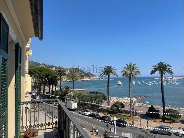 Appartamento in vendita di 250 m² in Via Marsala