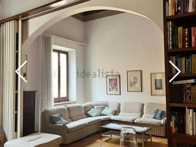 Appartamento in vendita di 250 m² in Via San Martino