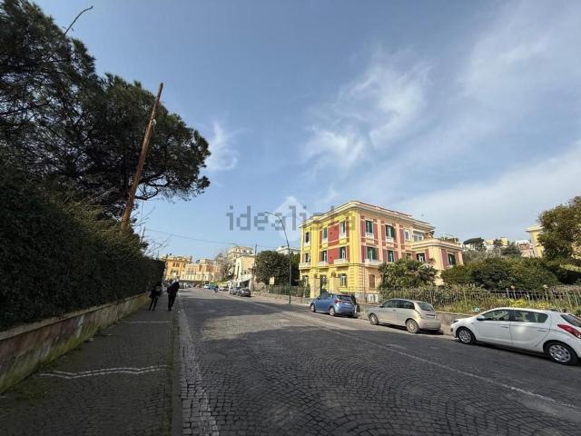 Appartamento in vendita di 250 m² in Via Santo Strato