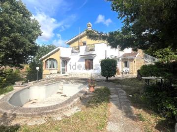 Appartamento in vendita di 250 m² in Via Sasso, 14