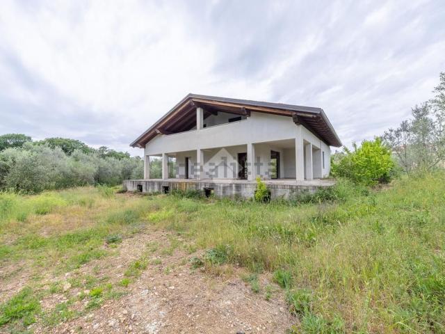 Appartamento in vendita di 250 m² in Via Palombarese, 1