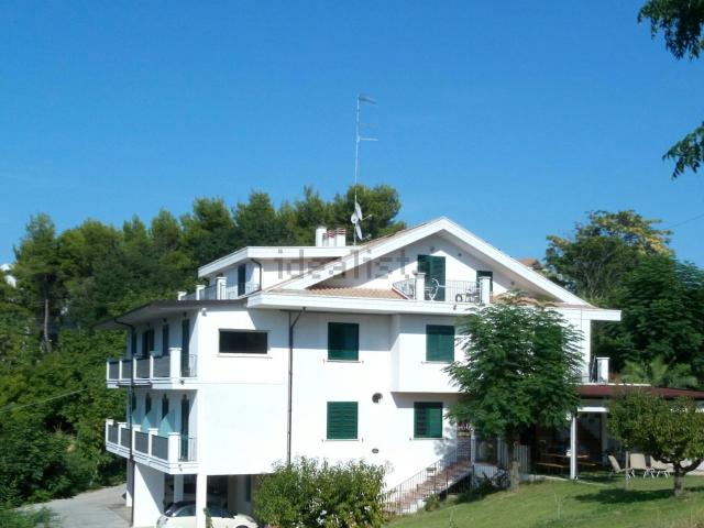 Appartamento in vendita di 250 m² in Via Piomba