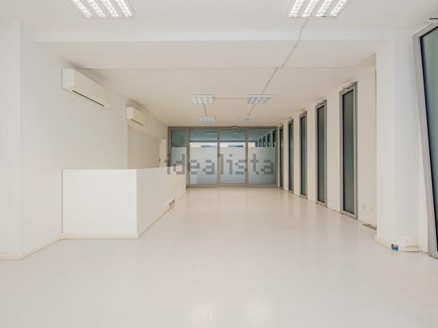Appartamento in vendita di 250 m² in Via Privata Flumendosa, 16