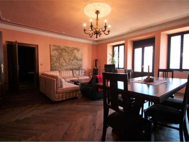 Appartamento in vendita di 250 m² in Via Roma, 1