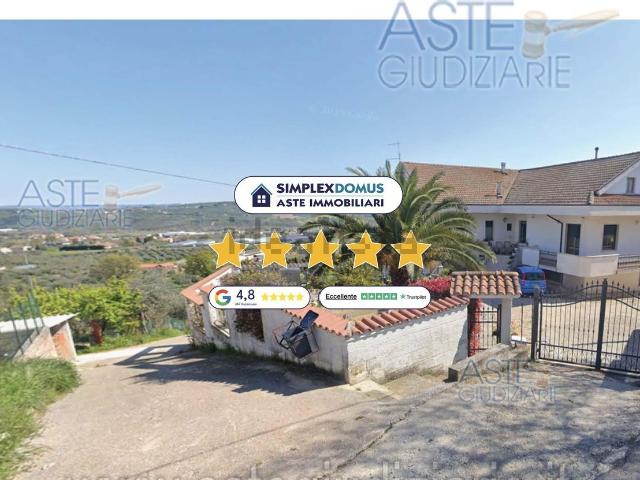 Appartamento in vendita di 250 m² in Via Raieta