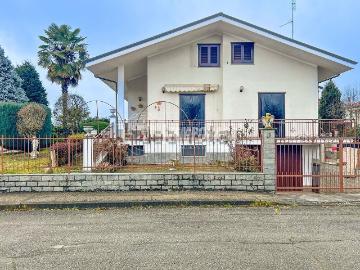 Appartamento in vendita di 250 m² in Via Valdo Fusi, 13