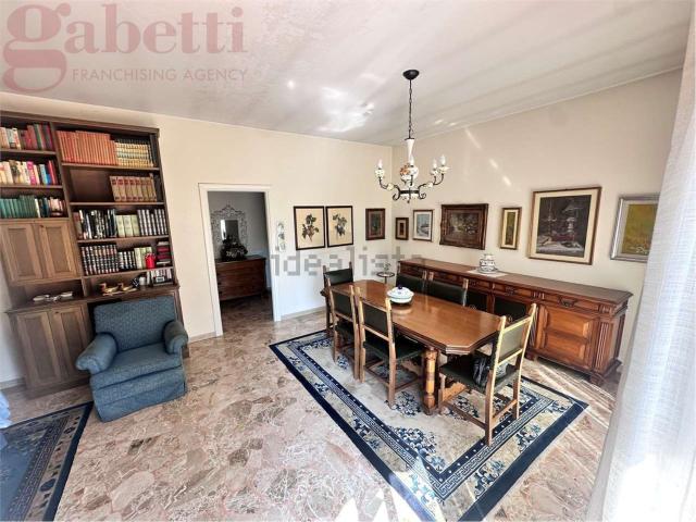 Appartamento in vendita di 250 m² in Corso XXV Aprile