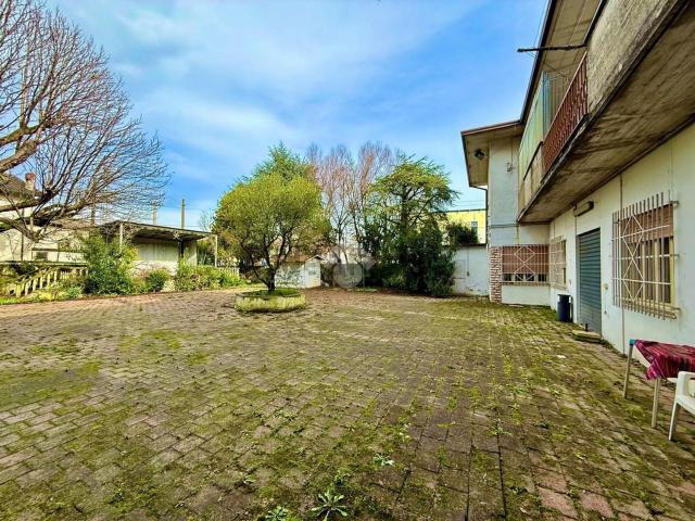 Appartamento in vendita di 250 m² in Piazza Mercato