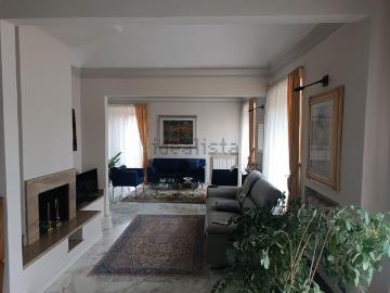 Appartamento in vendita di 250 m² in Piazza Sant&apos Antonino