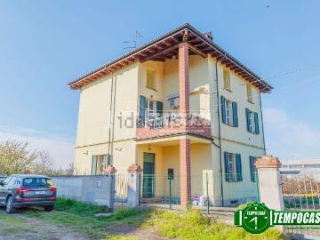 Appartamento in vendita di 250 m² in Strada della Rovinaglia, 12