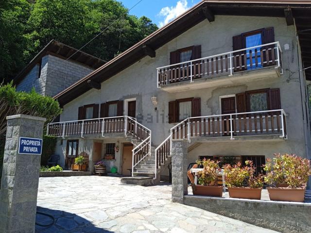 Appartamento in vendita di 250 m² in Strada Regionale di Cervinia