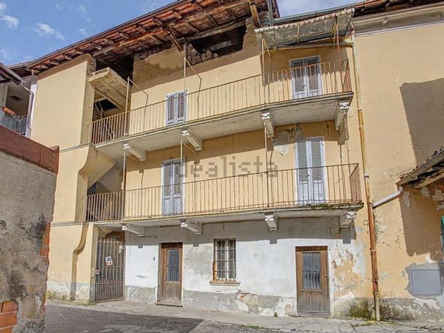 Appartamento in vendita di 251 m² in Via della Chiesa