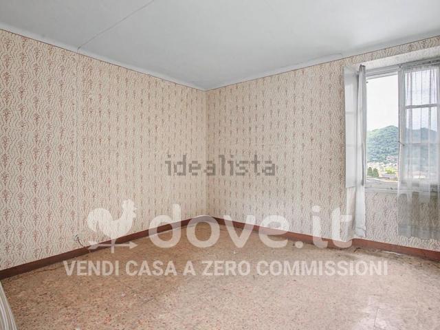 Appartamento in vendita di 251 m² in Via della Chiesa, 7