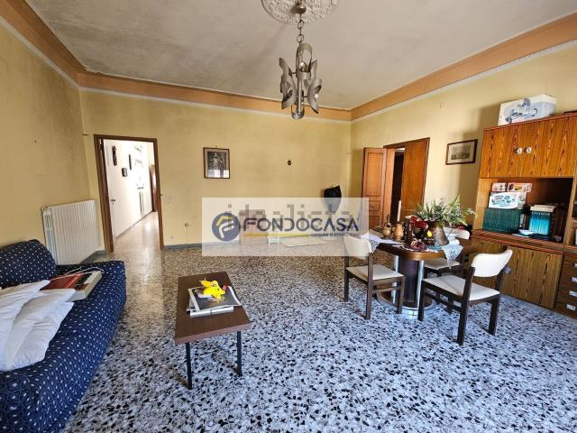 Appartamento in vendita di 251 m² in Via Vittorio Emanuele, 64
