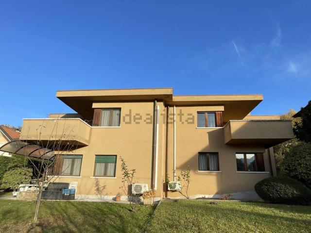 Appartamento in vendita di 252 m² in Via alle Volpare, 7
