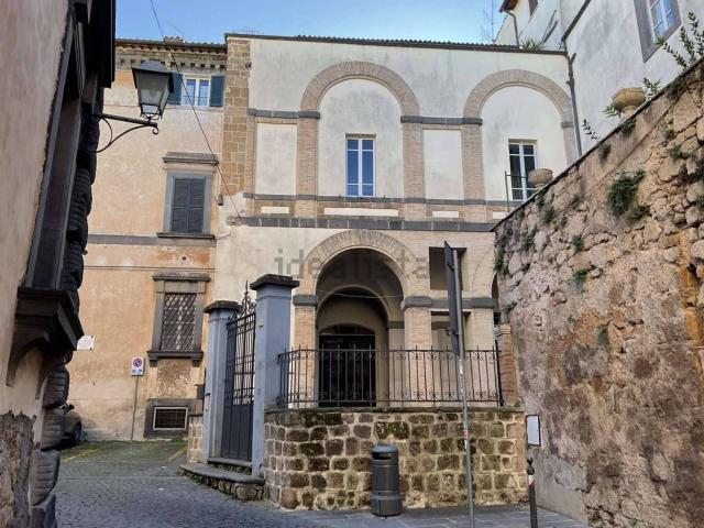 Appartamento in vendita di 252 m² in Via Beato Angelico