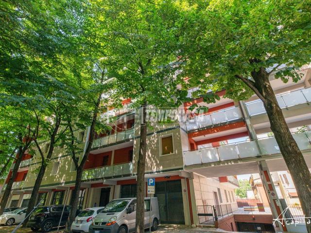Appartamento in vendita di 252 m² in Via Monte Sabotino, 29