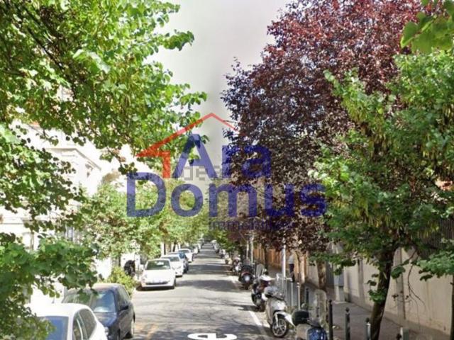 Appartamento in vendita di 253 m² in Via Eleonora Duse