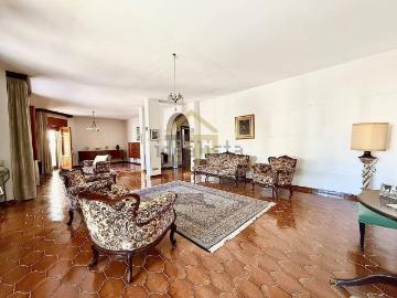 Appartamento in vendita di 253 m² in Via Trapani, 21