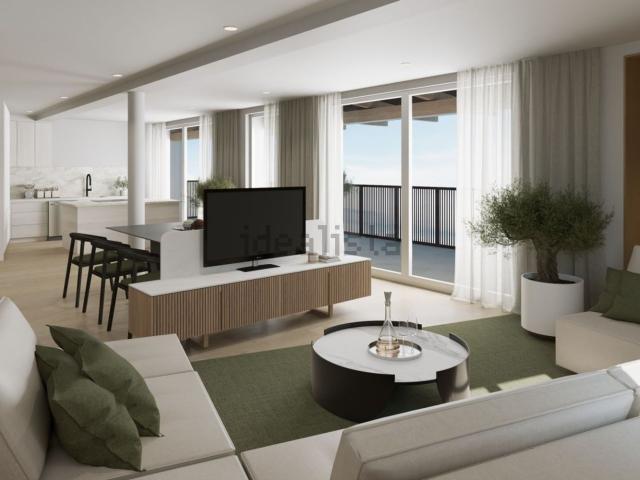 Appartamento in vendita di 254 m² in Via Molini
