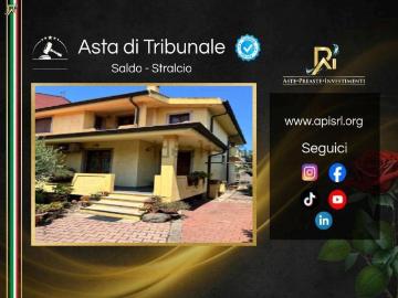 Appartamento in vendita di 254 m² in Via Terranova, 9