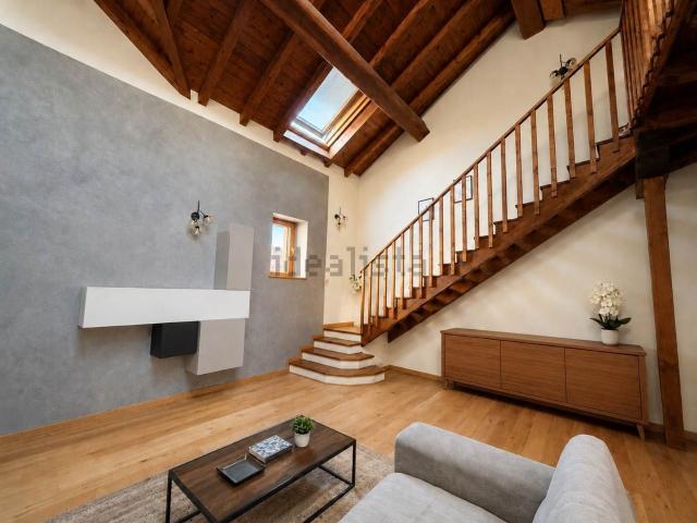 Appartamento in vendita di 254 m² in Via XX Settembre