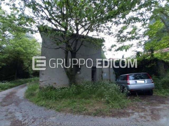 Appartamento in vendita di 255 m² in Via Anna Robba Tosati