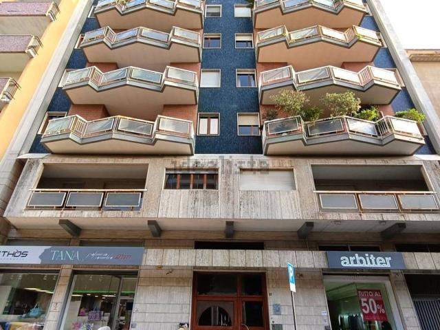 Appartamento in vendita di 255 m² in Via G. Oberdan, 22