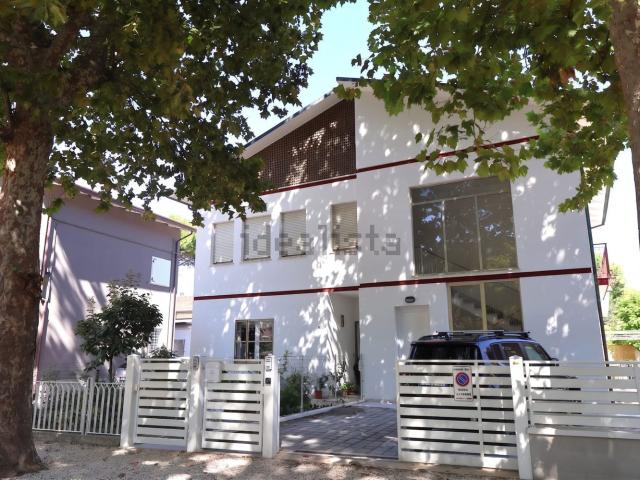 Appartamento in vendita di 255 m² in Viale Volturno