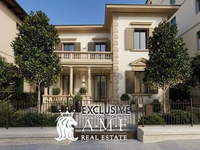 Appartamento in vendita di 255 m² in Corso Giacomo Matteotti, 200