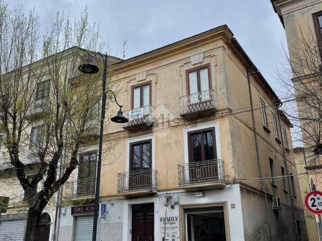 Appartamento in vendita di 255 m² in Corso Giuseppe Garibaldi